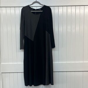 Karen Kane Black and Gray Long Sleeve Dress Size 2X